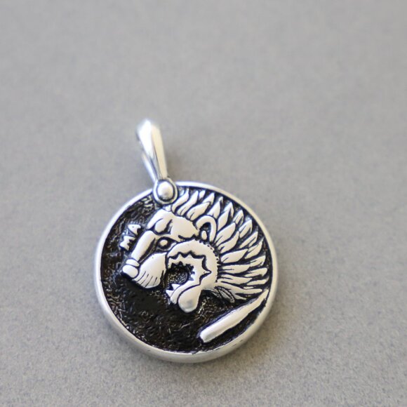 David Yurman Men's Sterling Silver Petrvs Lion 26mm Amulet Pendant - Picture 4 of 6